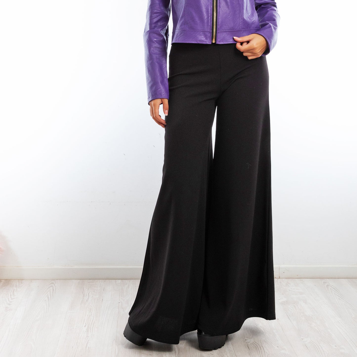 immagine-3-toocool-pantaloni-flare-eleganti-vita-alta-zampa-hm-5892