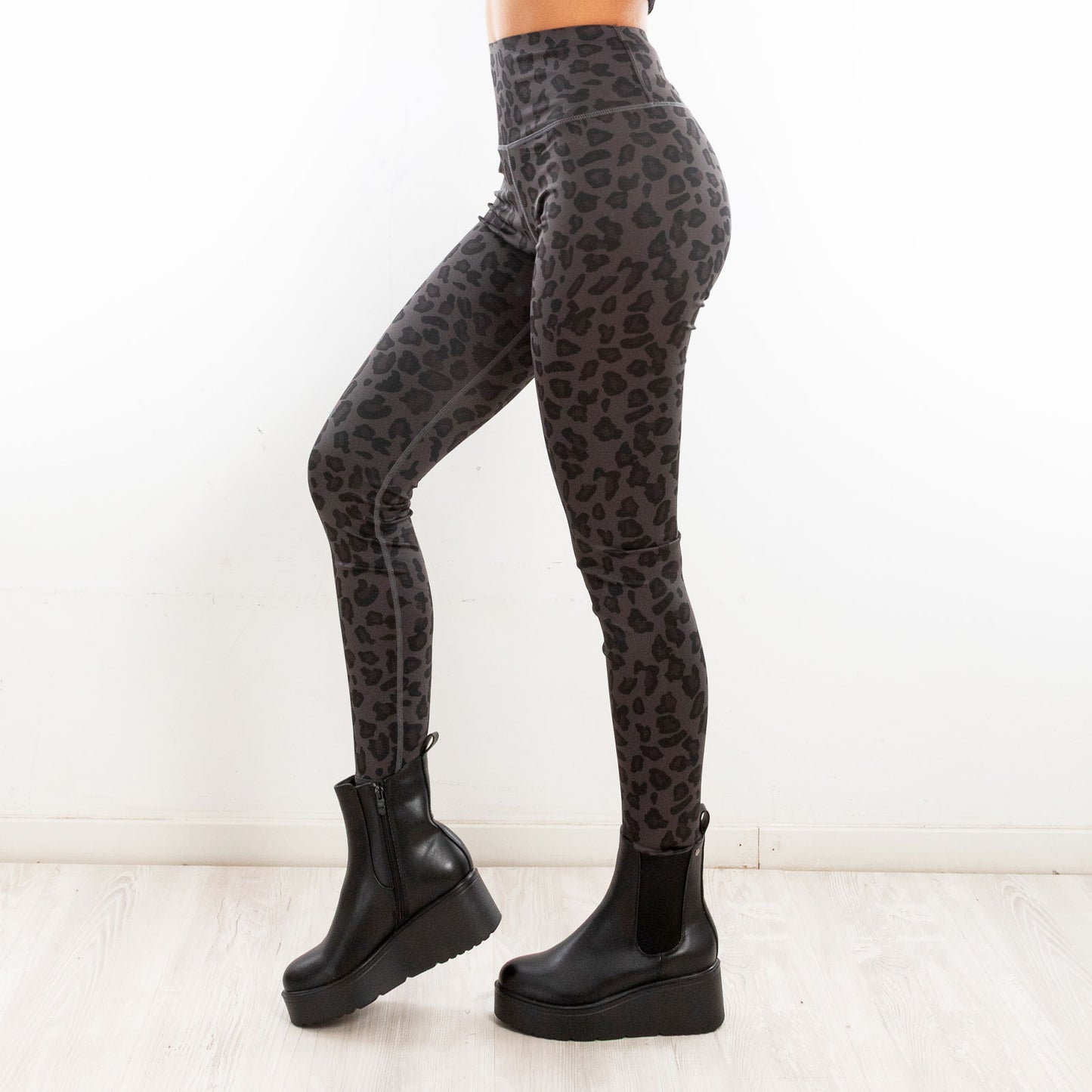 toocool leggings donna pantaloni maculati leopardati vita alta elasticizzati toocool vi 7881 marrone sm