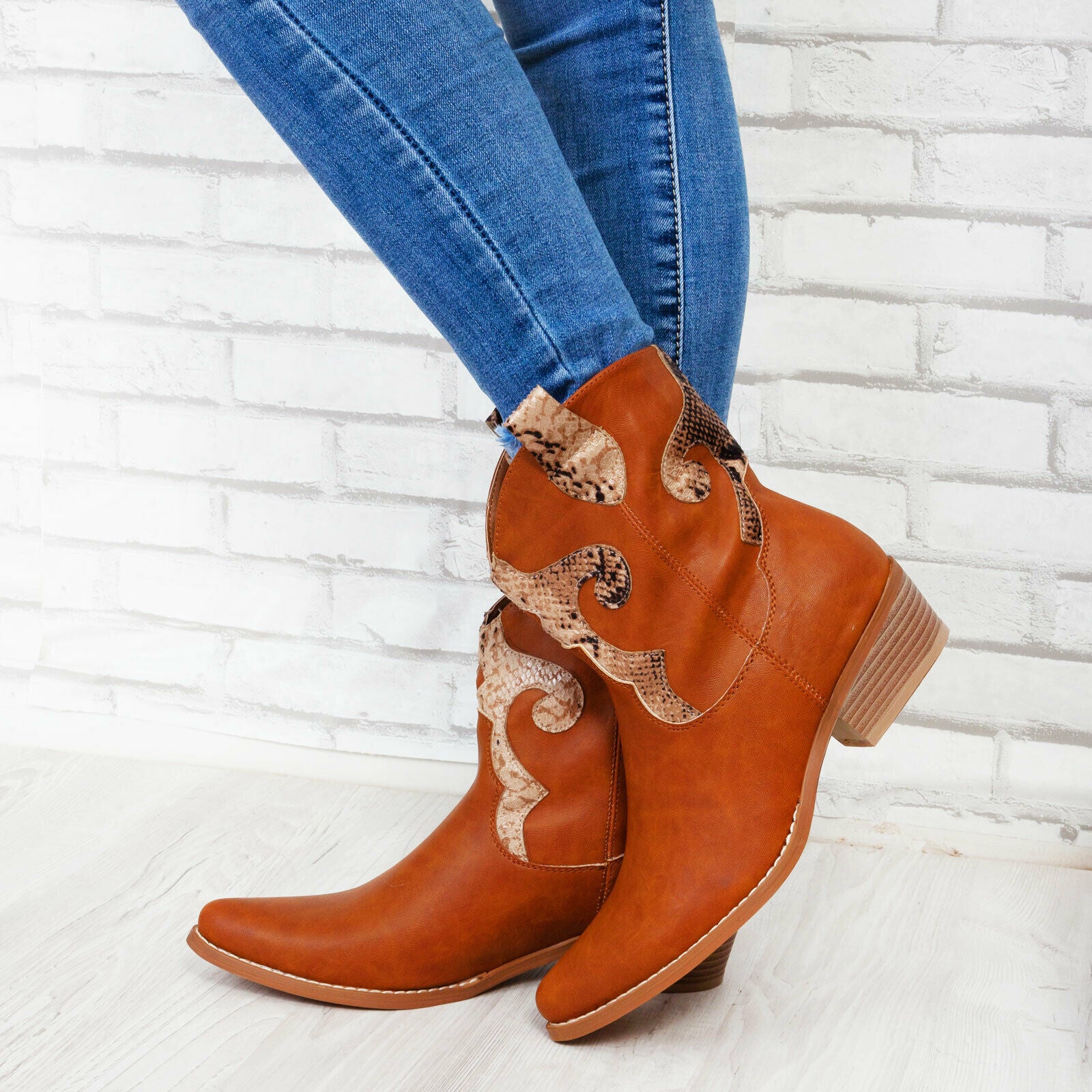 immagine-127-toocool-scarpe-donna-stivali-stivaletti-j19-25
