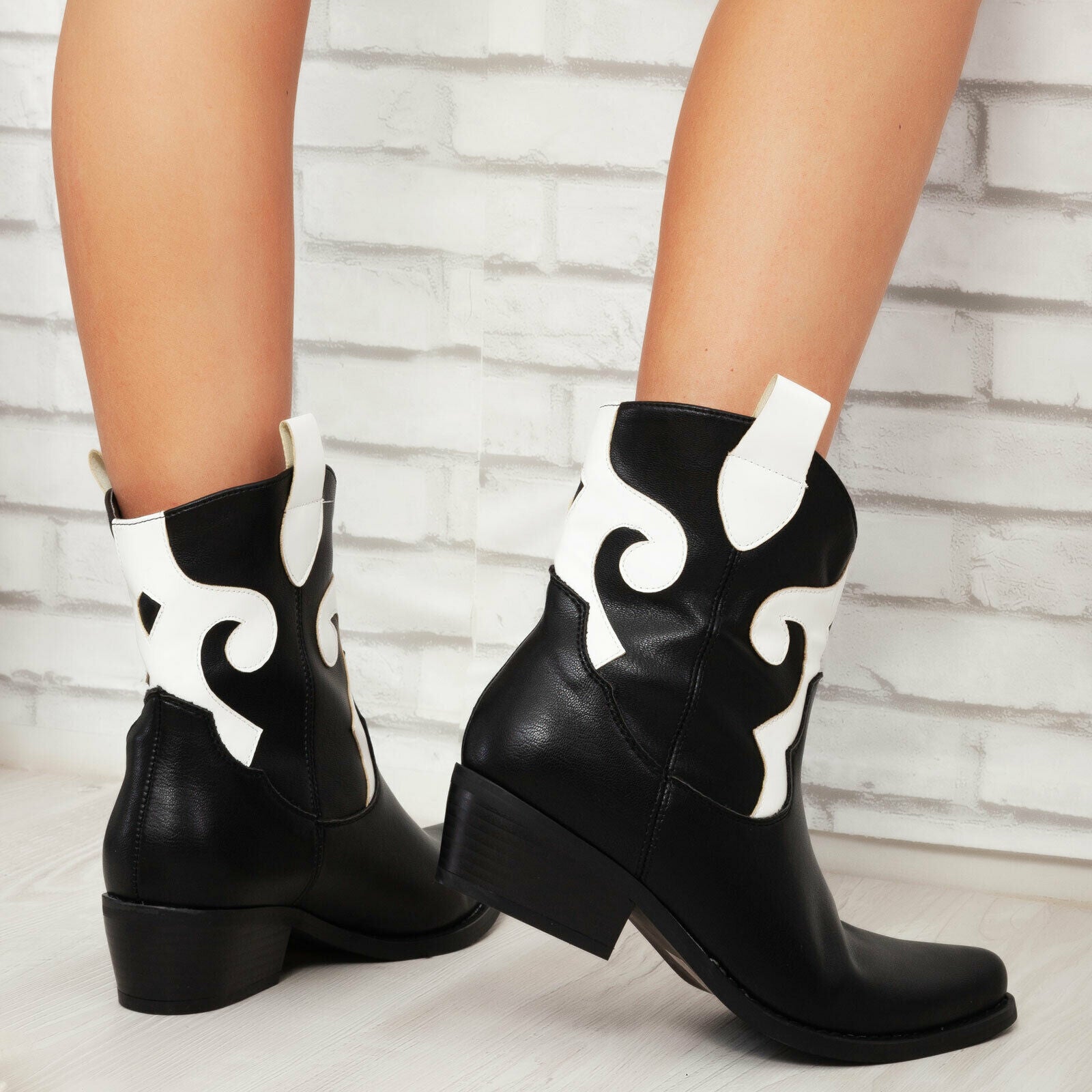 immagine-6-toocool-scarpe-donna-stivali-stivaletti-j19-25