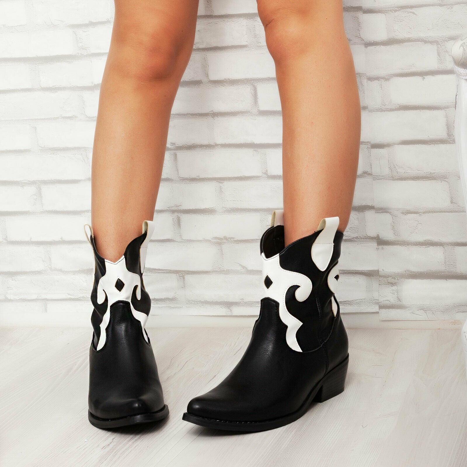 immagine-8-toocool-scarpe-donna-stivali-stivaletti-j19-25